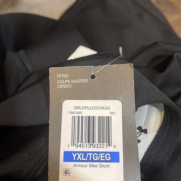 Under Armour Kids Heat Gear Armour Bike Shorts YXL NWT - Picture 5 of 5